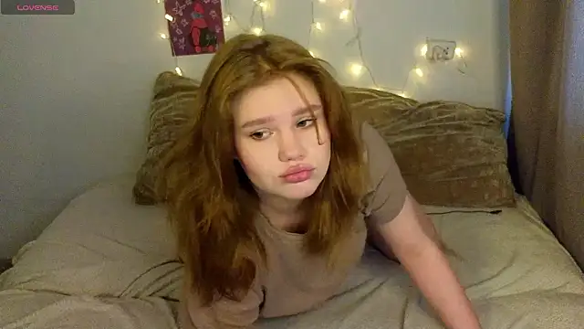 LaseyMoon online show from 03.14.26