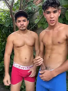 twinks 28 online show from 10.18.25