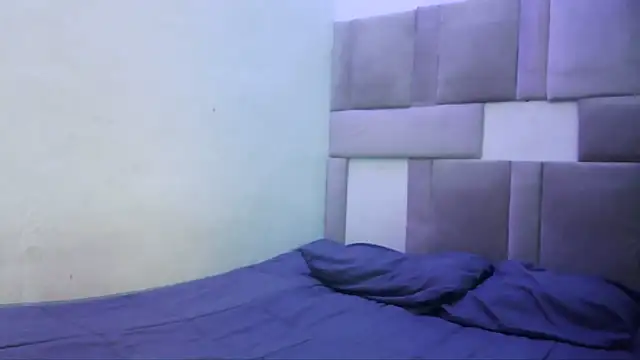 Snapshot of pocahontasoriginal chatting on 09.29.25 pocahontasoriginal online show from 09.29.25