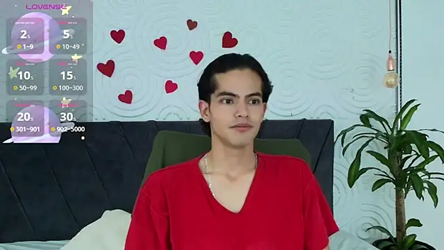 Maximoherrera 16 online show from 04.17.26