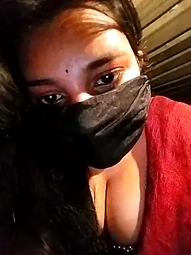 Snapshot of kusum_girl chatting on 02.28.25 kusum girl online show from 02.28.25