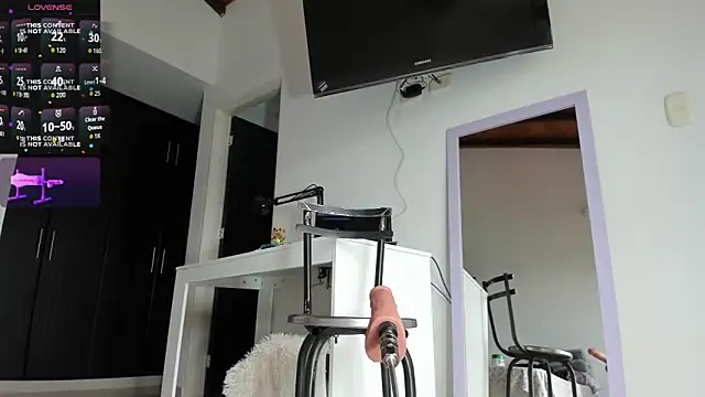 Snapshot of valery_sweetscheeks chatting on 10.07.25 valery sweetscheeks online show from 10.07.25