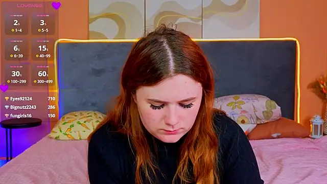 Eva Starlight online show from 09.29.25