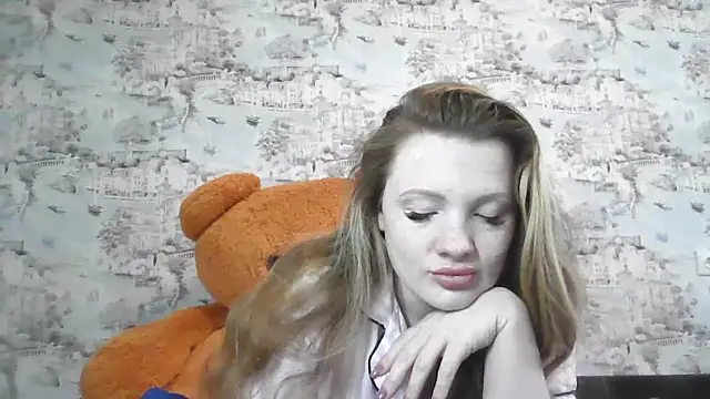 Eveline May online show from 03.03.26