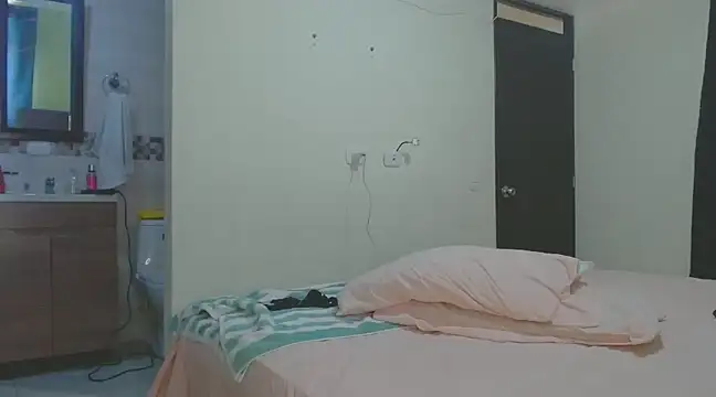 Snapshot of roxanasexy2025 chatting on 03.12.25 roxanasexy2025 online show from 03.12.25