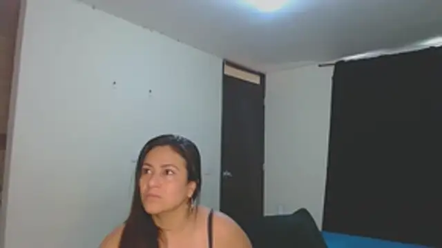 Snapshot of roxanasexy2025 chatting on 12.02.25 roxanasexy2025 online show from 12.02.25