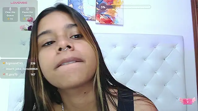 Snapshot of sweetebony_33 chatting on 10.29.25 sweetebony 33 online show from 10.29.25