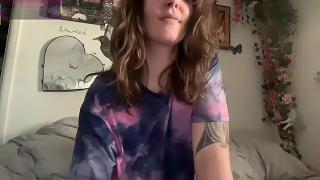 Snapshot of mothh1 chatting on 03.08.26 mothh1 online show from 03.08.26