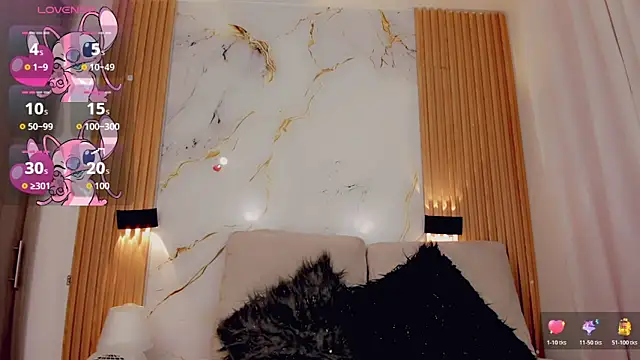 Snapshot of ValeriCardenas chatting on 11.02.25 ValeriCardenas online show from 11.02.25