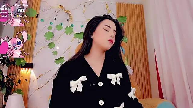 Snapshot of ValeriCardenas chatting on 03.25.26 ValeriCardenas online show from 03.25.26