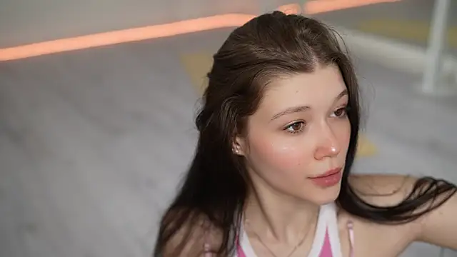 Kelly Ember online show from 03.08.25