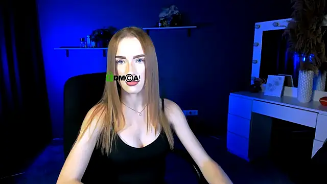Snapshot of doll_vey chatting on 09.16.25 doll vey online show from 09.16.25