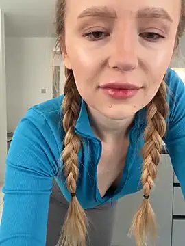 EvaBrooklyn online show from 02.27.25