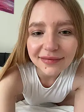 EvaBrooklyn online show from 03.02.25