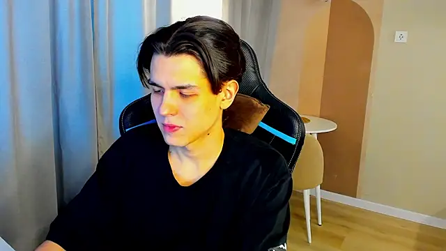 TravisRevas online show from 03.07.26