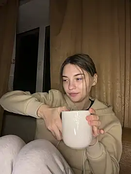 Snapshot of MrrKate chatting on 03.08.26 MrrKate online show from 03.08.26