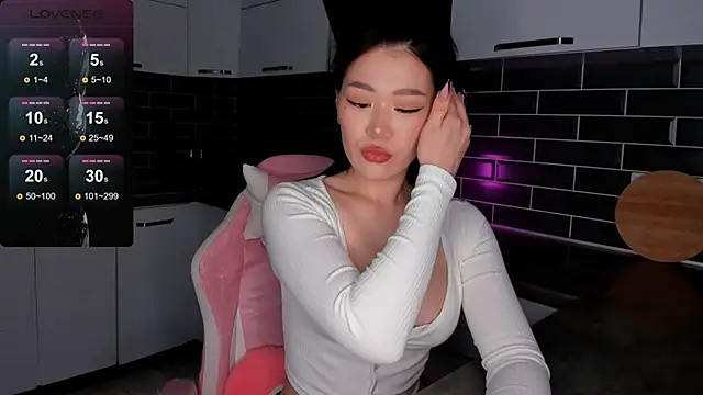 ShaiyaMinn3 online show from 04.28.26