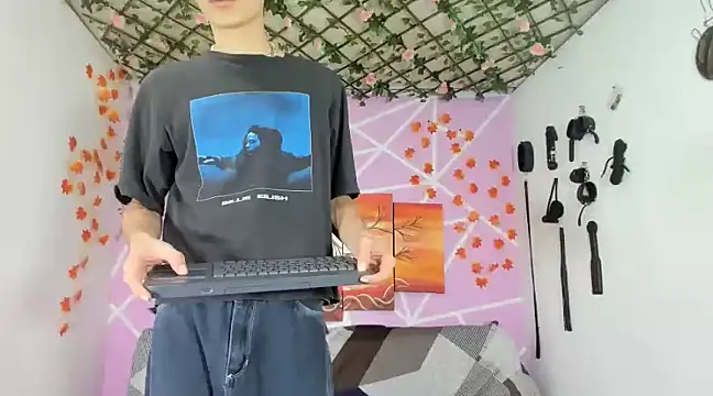 Snapshot of Maxxi_hot23 chatting on 02.28.25 Maxxi hot23 online show from 02.28.25