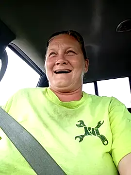 wetnwildforyou online show from 09.17.25