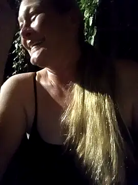 wetnwildforyou online show from 09.27.25