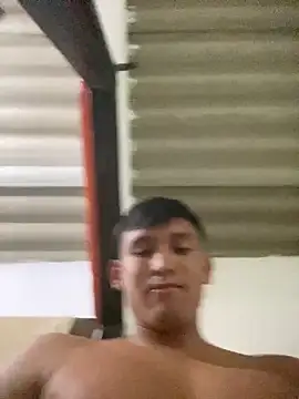 Snapshot of Babyalienqm chatting on 12.16.25 Babyalienqm online show from 12.16.25