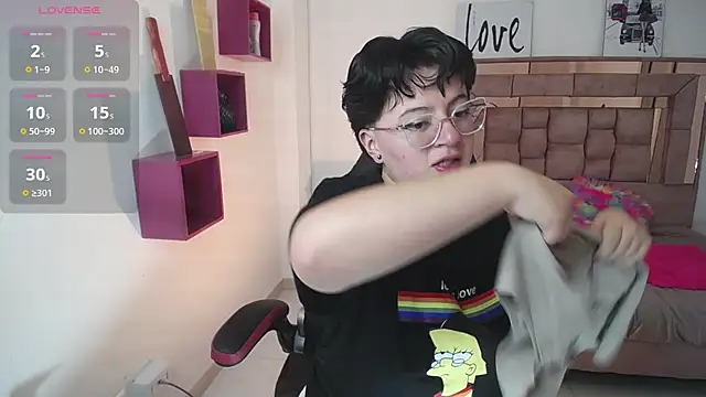 safyka online show from 09.24.25