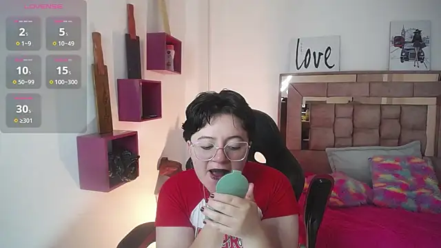 safyka online show from 10.02.25