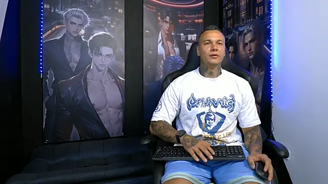 Snapshot of damian_c12 chatting on 04.09.26 damian c12 online show from 04.09.26