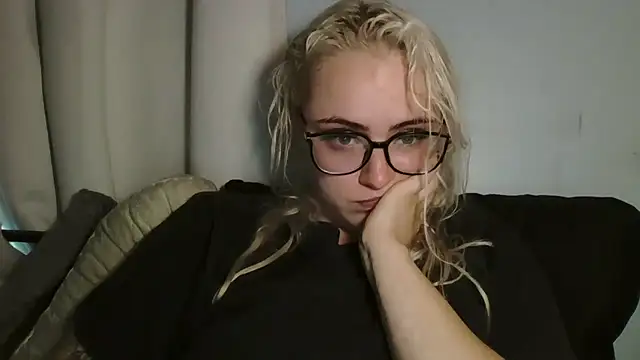 Snapshot of sluttypumpkin chatting on 07.11.26 sluttypumpkin online show from 07.11.26