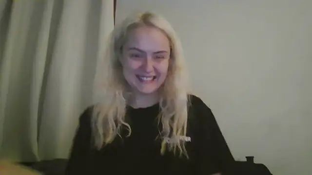 Snapshot of sluttypumpkin chatting on 07.16.26 sluttypumpkin online show from 07.16.26