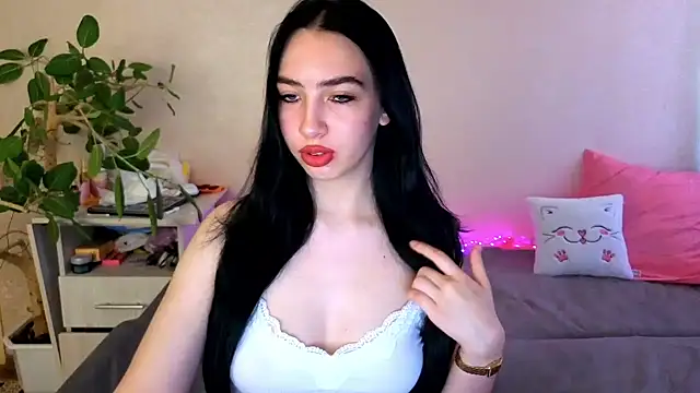 Snapshot of WildKittenX_ chatting on 05.23.26 WildKittenX online show from 05.23.26