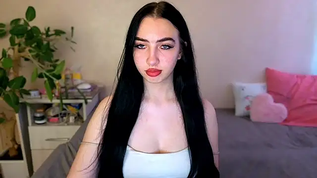 Snapshot of WildKittenX_ chatting on 06.24.26 WildKittenX online show from 06.24.26