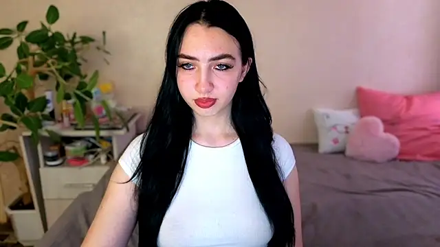 Snapshot of WildKittenX_ chatting on 06.30.26 WildKittenX online show from 06.30.26