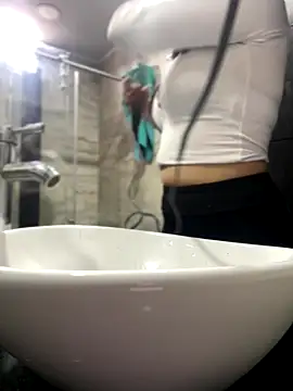 Mila LS online show from 09.15.25