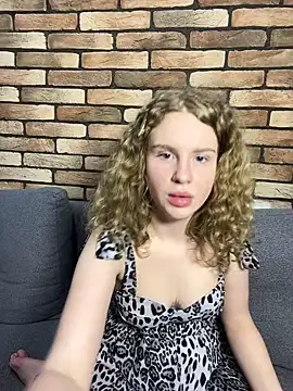 Snapshot of nemesidaM chatting on 03.14.25 nemesidaM online show from 03.14.25