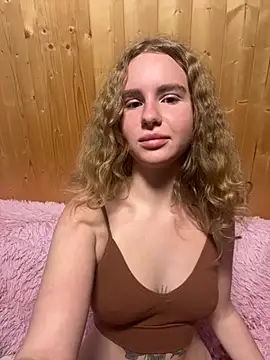 Snapshot of nemesidaM chatting on 11.20.25 nemesidaM online show from 11.20.25