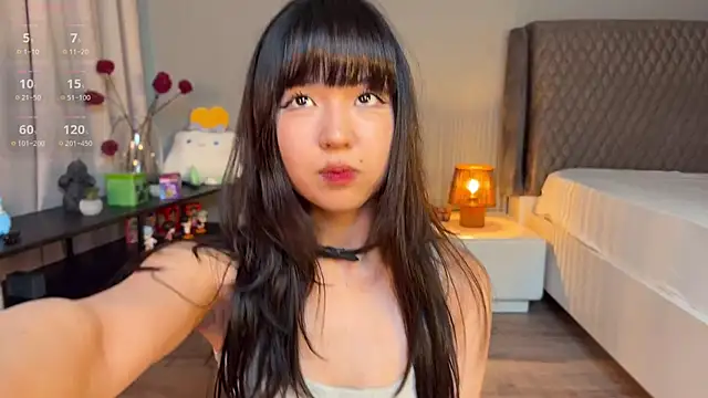 melana love online show from 10.26.25