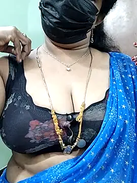 Snapshot of abinaya26 chatting on 09.18.25 abinaya26 online show from 09.18.25