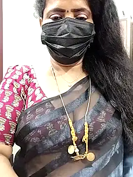Snapshot of abinaya26 chatting on 09.25.25 abinaya26 online show from 09.25.25