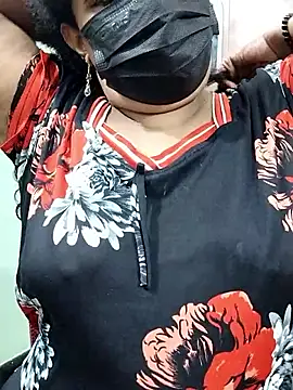 Snapshot of abinaya26 chatting on 10.26.25 abinaya26 online show from 10.26.25