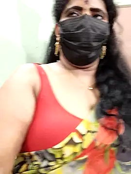 Snapshot of abinaya26 chatting on 11.10.25 abinaya26 online show from 11.10.25