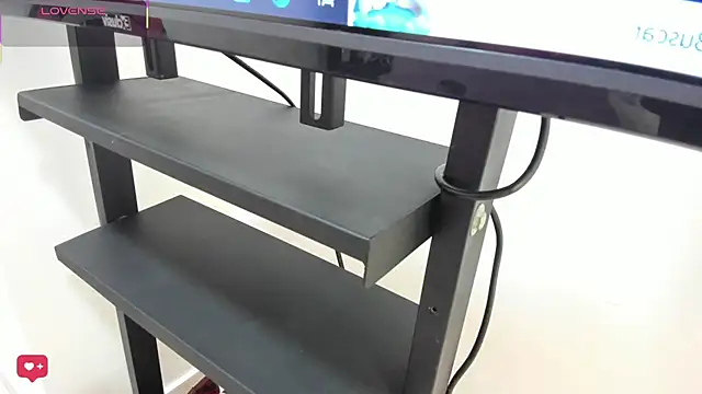 Bonniie 22 online show from 03.11.25