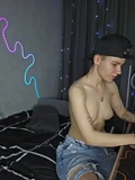 Jean Wilsons online show from 03.06.26