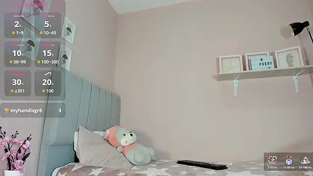 Snapshot of mary_cute9 chatting on 11.08.25 mary cute9 online show from 11.08.25