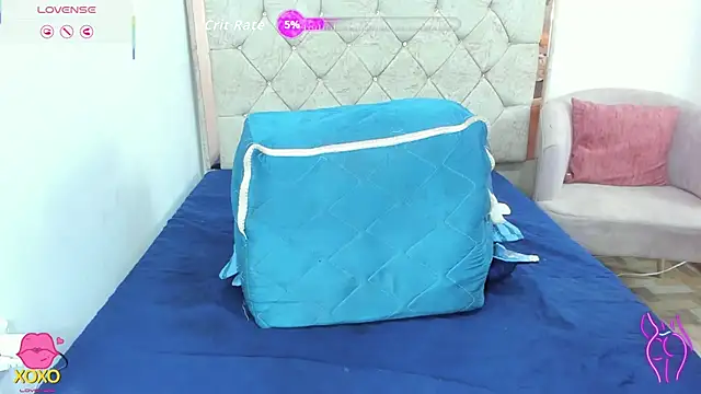 LunaaSweett online show from 04.28.26