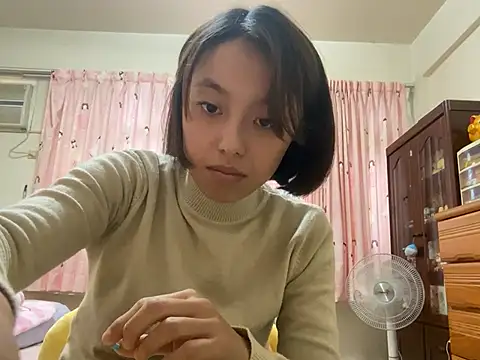 Snapshot of ladypaggy chatting on 03.19.25 ladypaggy online show from 03.19.25