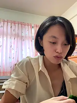 Snapshot of ladypaggy chatting on 11.16.25 ladypaggy online show from 11.16.25