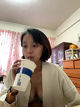 Snapshot of ladypaggy chatting on 11.21.25 ladypaggy online show from 11.21.25