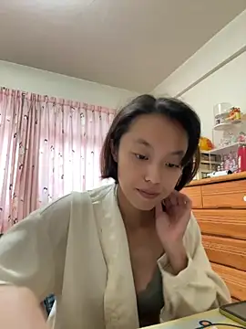 Snapshot of ladypaggy chatting on 11.27.25 ladypaggy online show from 11.27.25