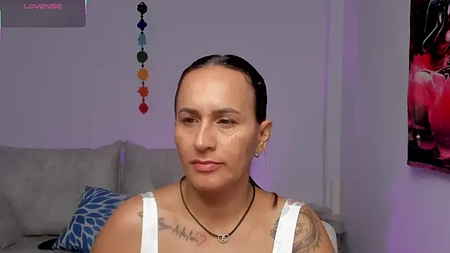 Sara Charmy online show from 05.01.26